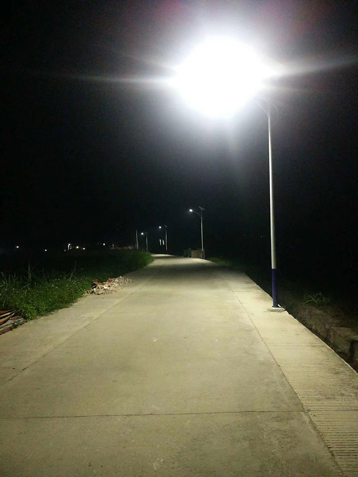 肇慶市新農(nóng)村路燈